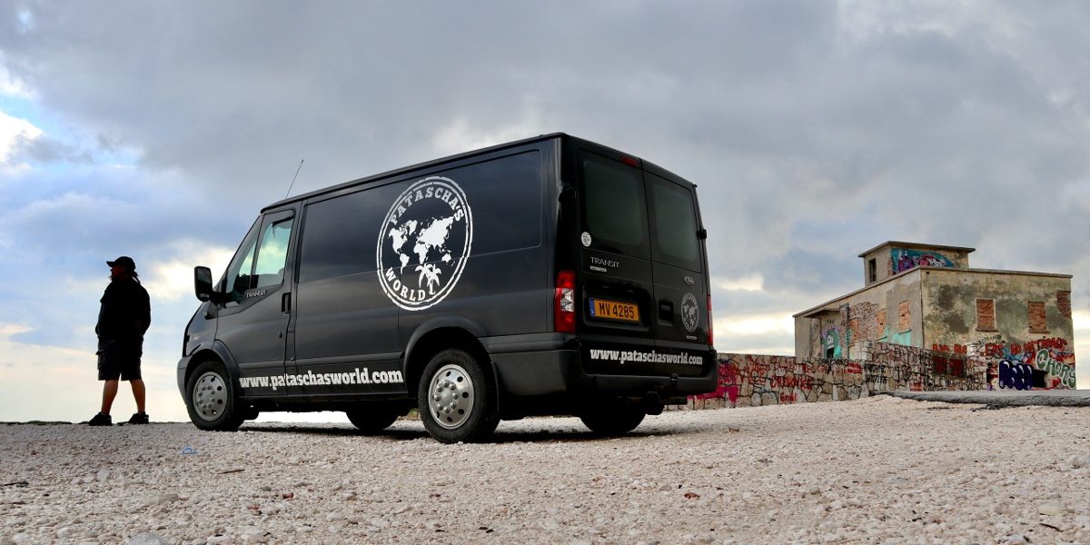 Patascha Llogara Pass Roadtrip Albanien Wohnmobil Camper Van Reisemobil reisen Urlaub Strassen Europa sicher Drohne Bunker Sehenswürdigkeit Übernachten Stellplatz Camping freistehen frei stehen