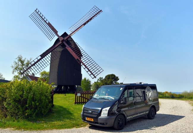 Patascha Roadtrip Dänemark Reiseblog Vanlife Youtube Visit Lolland Falster Sehenswürdigkeiten Camping Stellplatz Wildcamping Freistehen Informationen Öffnungszeiten Museum Obscurum Wildpferde Glasbläserei Burger Cafe Pitstop Denmark