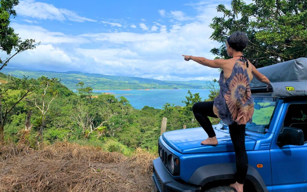 Costa Rica Urlaub Tipps: Aussicht auf deiner Route auf der Strasse um den Lake Arenal