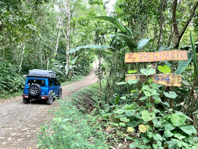 Patascha Reiseblog Roadtrip Costa Rica Rundreise Reiseroute Dachzelt Nomad America mieten Autovermietung offroad Camping wild campen Sehenswürdigkeiten Informationen Öffnungszeiten Nationalpark Nauyaca Wasserfall waterfall Dominical Manuel Antonio Uvita Marino Ballena Wanderung wandern Aussicht Camping