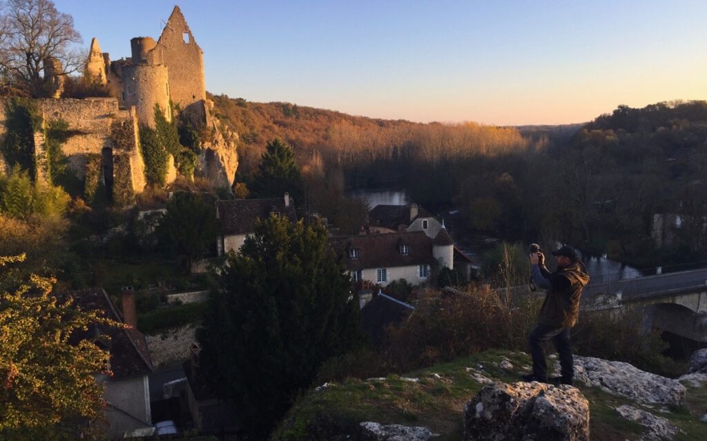 Festungsruine und  Roc des Sorciers in Angles-sur-l’Anglin